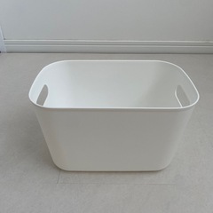 無印良品風 プラスチック製収納ケース×８点の画像