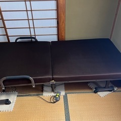 アイリスオーヤマ　電動リクライニングベッド　折りたたみベッドの画像