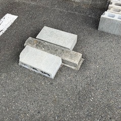 コンクリートブロック　７個の画像