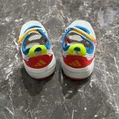 adidas サンダル12cmの画像