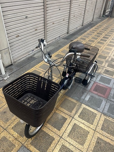 配達可能　Panasonic　三輪電動自転車　バッテリー充電器付