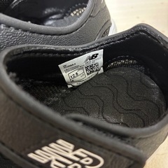 ニューバランス サンダル 12.5cmの画像