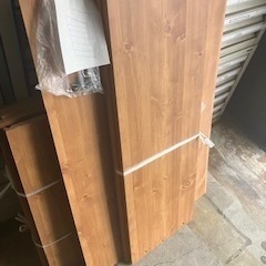 大きな本棚の画像
