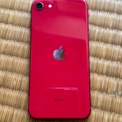 iPhone SE2　256GBの画像