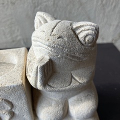 ③パラス石の置物　カエルの画像