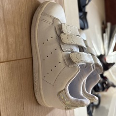 adidas スタンスミス キッズ15cmの画像