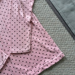 長袖　tシャツ ロンt ディズニー　150の画像