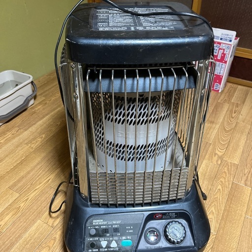 大型石油ストーブ   
DAINICHI FM-181F