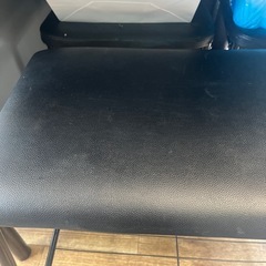 テーブル、イス×2、ベンチセットの画像