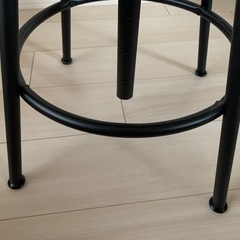 KULLABERG クッラベリ スツール 椅子
の画像