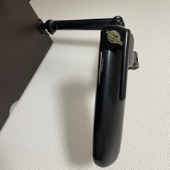 リモートワーク用、机、椅子、照明の画像