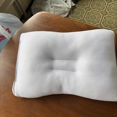 西川産業の枕　美品の画像