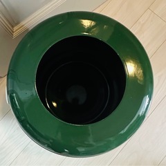 新品【フランス雑貨】ホーロー　トラッシュ缶　ダストボックス　収納　アンティーク　廃盤　レア　フランス　パリの画像