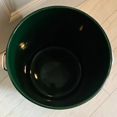 新品【フランス雑貨】ホーロー　トラッシュ缶　ダストボックス　収納　アンティーク　廃盤　レア　フランス　パリの画像