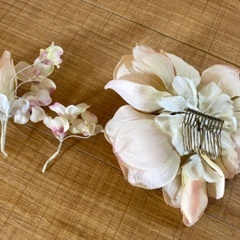大きなコサージュ結婚式パーティーなどにの画像