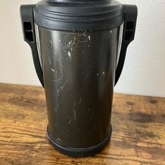 サーモス　水筒 2Lの画像