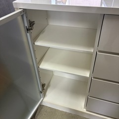 食器棚　ホワイト　キッチン収納の画像