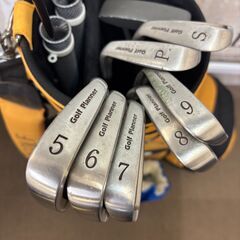 レディース右利き用 ゴルフクラブセット キャディバッグ・ヘッドカバー付 ドライバー アイアン5〜9 P S フェアウェイ 練習用中古 傷汚れあり ジャンク扱いの画像