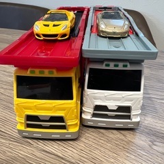 トミカ　キャリアカー　セットの画像