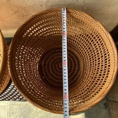 アタとラタンのバスケット大小2個セットの画像