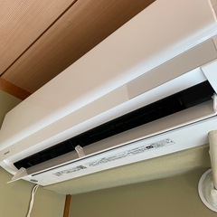 東芝TOSHIBAエアコン６畳用の画像