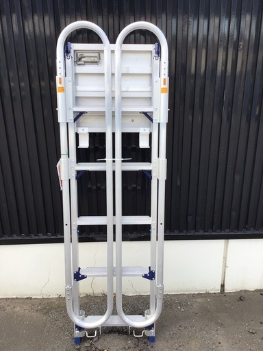 【店頭引取限定】【中古】【現状販売】pica トラック昇降ステップ　DXF-18TE  33,000円(税込)