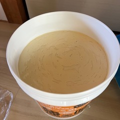 漆喰うま～くヌレール 18kg クリーム色
の画像