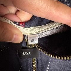 メンズの和柄ジップアップパーカーですの画像