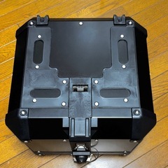 GIVI（ジビ） OBKN42B モノキーケース 42L トップケースの画像