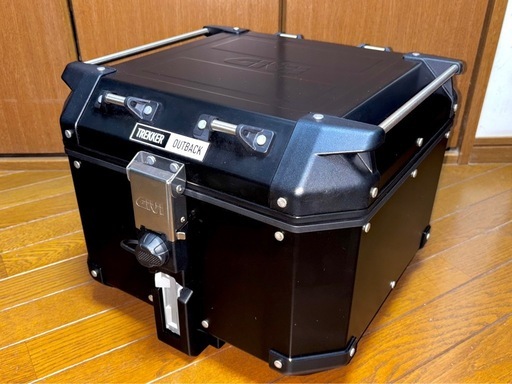 GIVI（ジビ） OBKN42B モノキーケース 42L トップケース