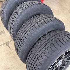 215/65R16 （2019年）スタッドレス　ブラックポリッシュアルミホイール　4本SETの画像