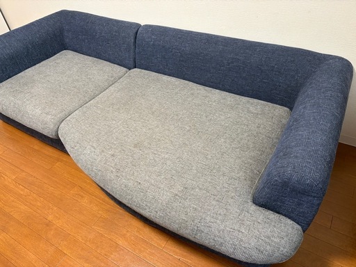 4人がけソファ 幅広 クッション付き