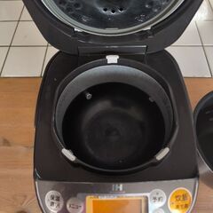 象印　3合用炊飯器の画像