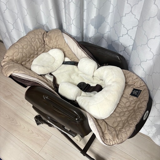 ネムリラ　オートスイング　ハイローチェア