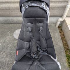 マイクラライト　ファストフォールドベビーカー　レインカバー付きの画像