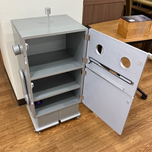 ロボット型木製収納　キズ有り　木製　グレー【取りに来れる方限定】