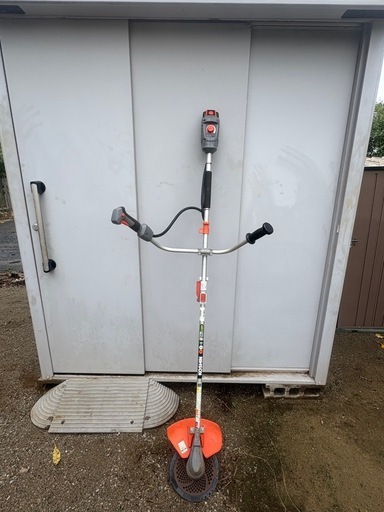 電動刈払い機