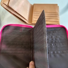 財布、カード入れ、どれでも一つ500円の画像