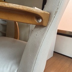 ダイニングテーブル　収納付きの画像