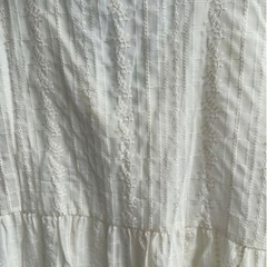 ナチュラルテイストのジャカード半袖シャツの画像