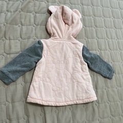 【ベビー服👶🏻】9Mサイズ ミニーちゃんアウターの画像