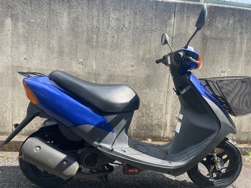 本日限定SUZUKI レッツ2  タイヤ前後新品　バッテリー新品　エアクリーナーフィルター新品　オイル満タン　メンテナンスノート　取り扱い説明書