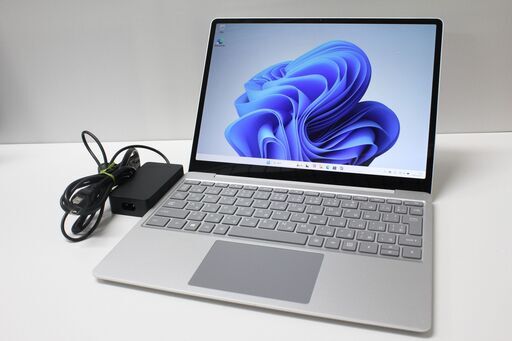 Surface Laptop Go（第1世代）intel Core i5/128GB/8GB ④