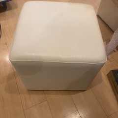 椅子　スツール　ソファーの画像