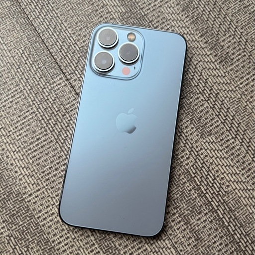 iPhone13プロ本体　256GB