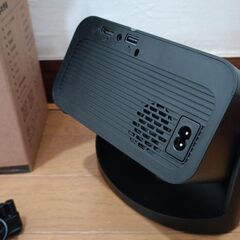 JOWLURK K8 プロジェクターの画像