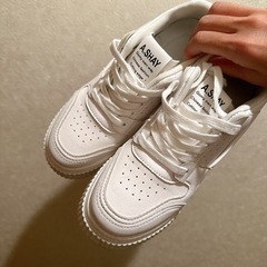 厚底スニーカー　23.5の画像