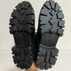 厚底ショートブーツ サイズ38 約24cmの画像