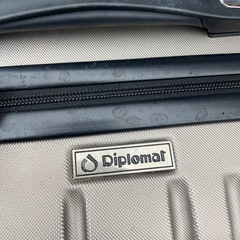 無料　スーツケースの画像