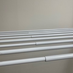 洗濯機上の突っ張りの画像